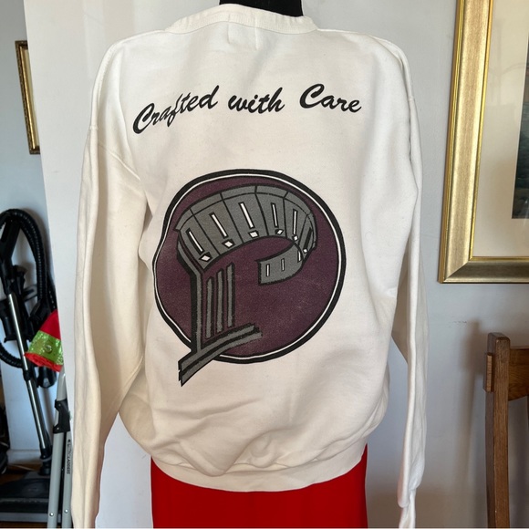 Vintage Crewneck White Sweater One Size - Picture 2 of 3